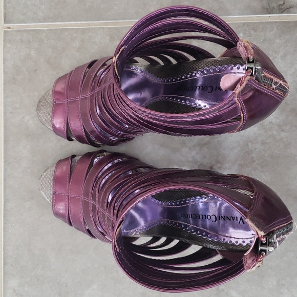 Vianni Collection Heeled Gladiator Sandals - Picture 1 of 5